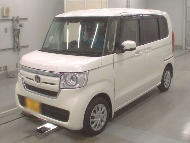 391 Honda N box JF4 2017 г. (CAA Tokyo)